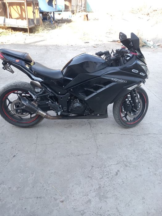 Moto 400cc sotiladi xama ishi qp qoyilgan rasxoti yiq dok bor