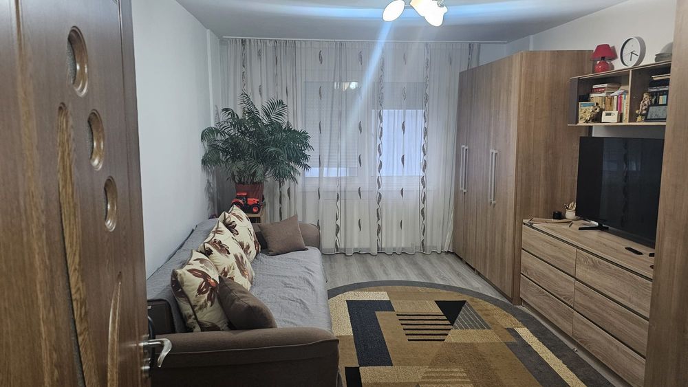 Vând apartament cu 2 camere