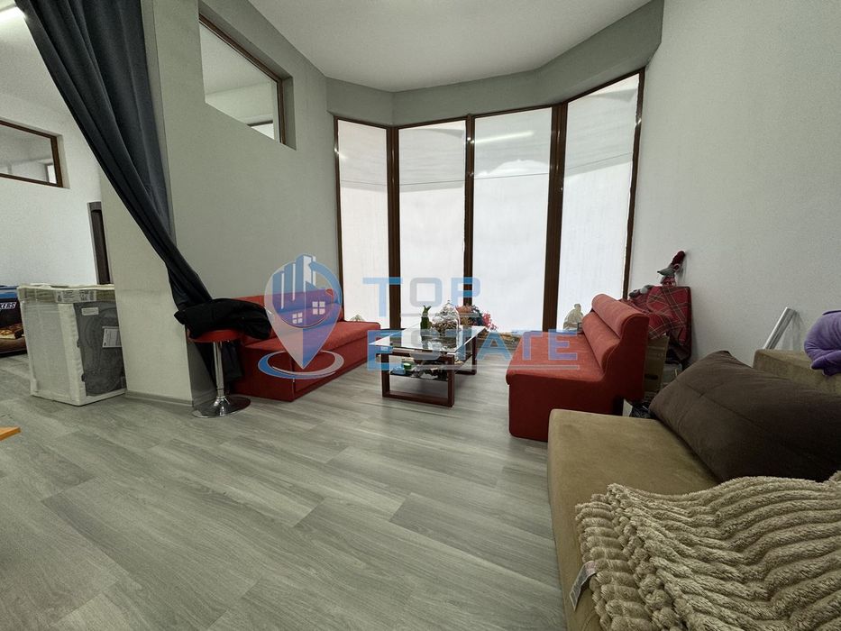 Търговско помещение, подходящо за мезонет в квартал Бузлуджа, град Ве