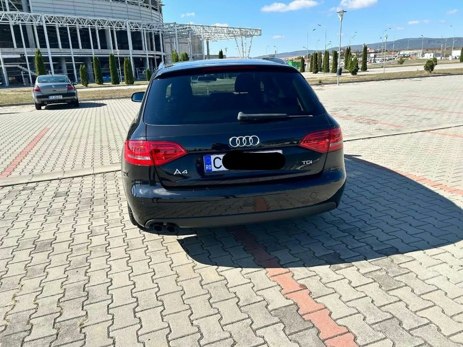 AUDI A4 Avant 2011 — imagine 3