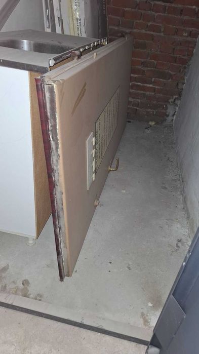 Метална врата без каса