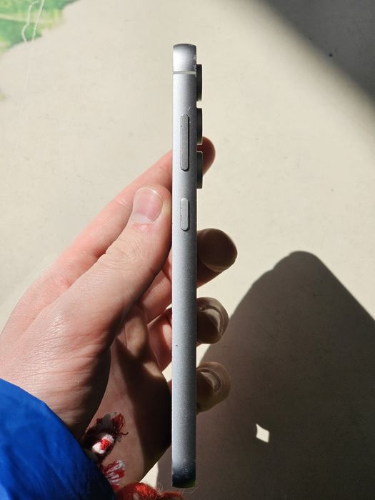 Продавам Samsung galaxy S23FE