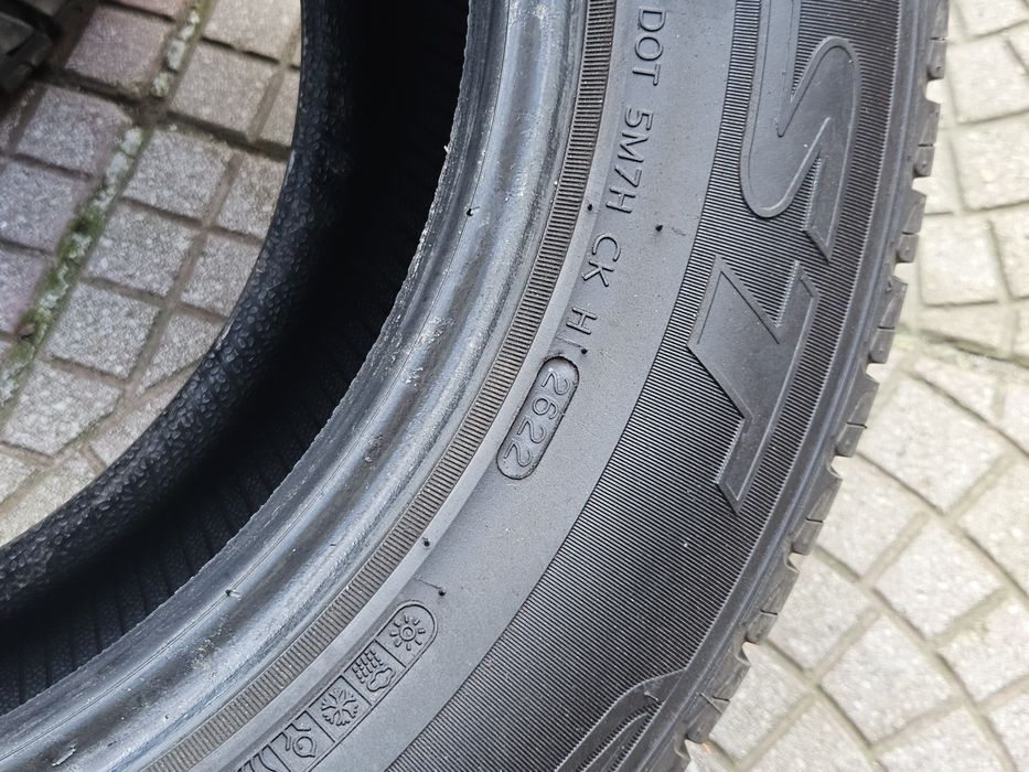 Продавам 4бр летни гуми  Hankook Ventus ST размер  275/55/17