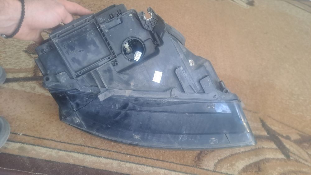 Лед и би ксенон фар за ауди а5 2010г.