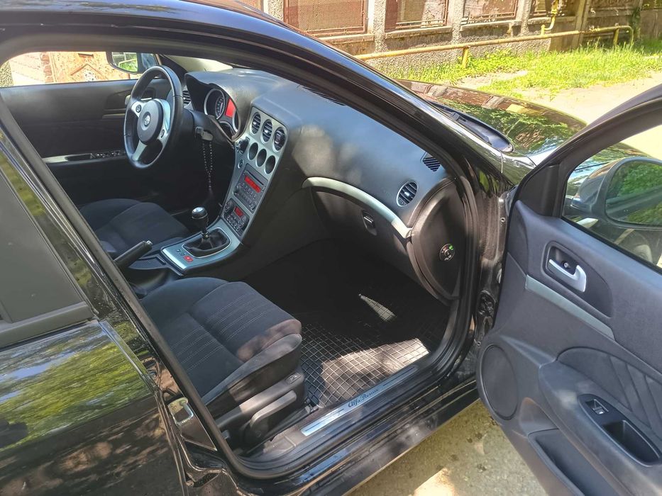 Vând Alfa Romeo 159 2.0 JTDM (170 CP) 2010
