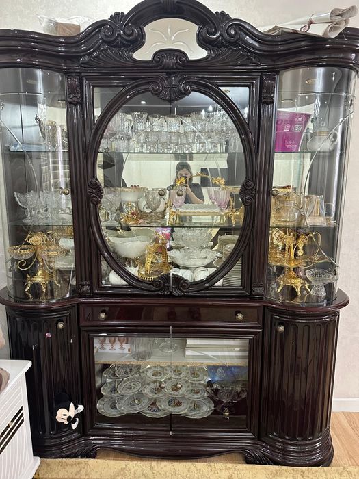 Продается сервант