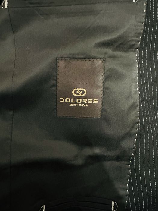 Продам костюм тройку