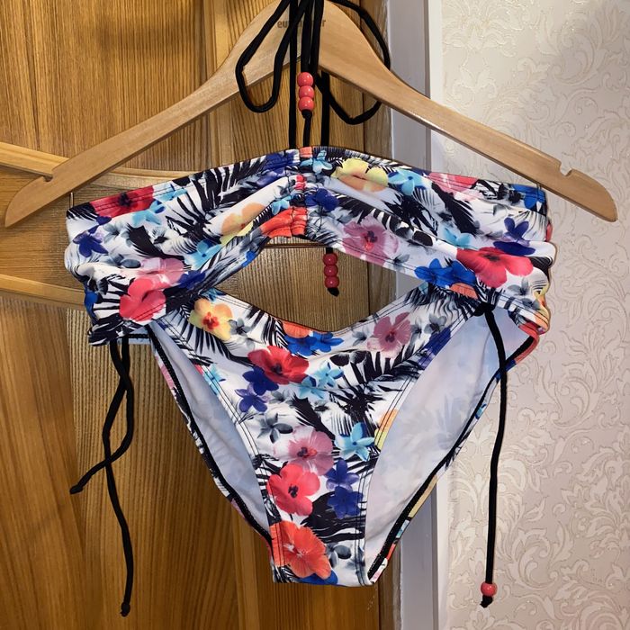 Женский раздельный купальник