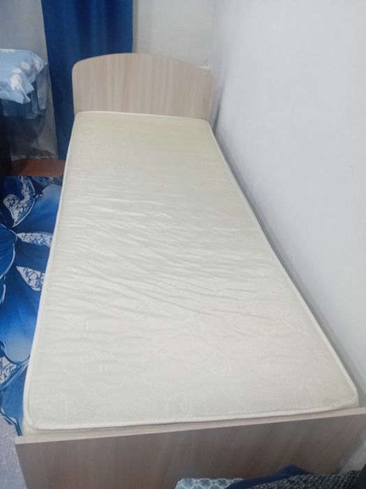 Кровать односпальня