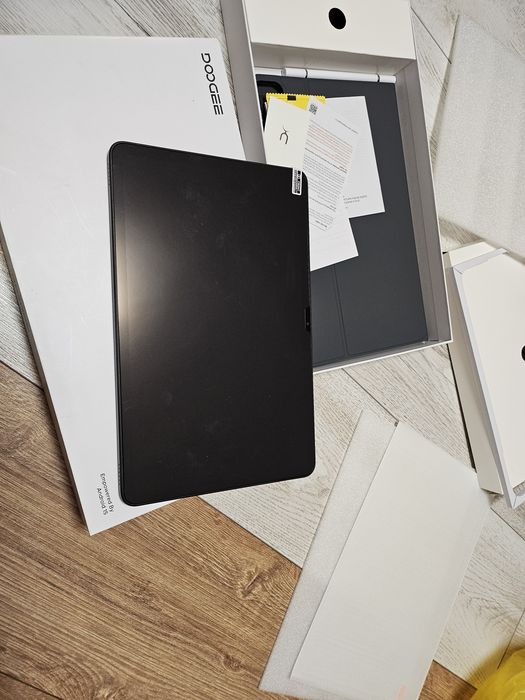 Tableta DoogeeT36 VIP Edition 256Gb/32Gb Ram Nouă Slot Sim