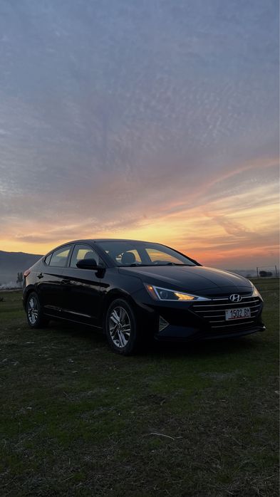 Hyundai Elantra 2019