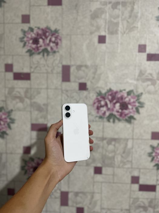 Продам срочно iPhone 17 256GB