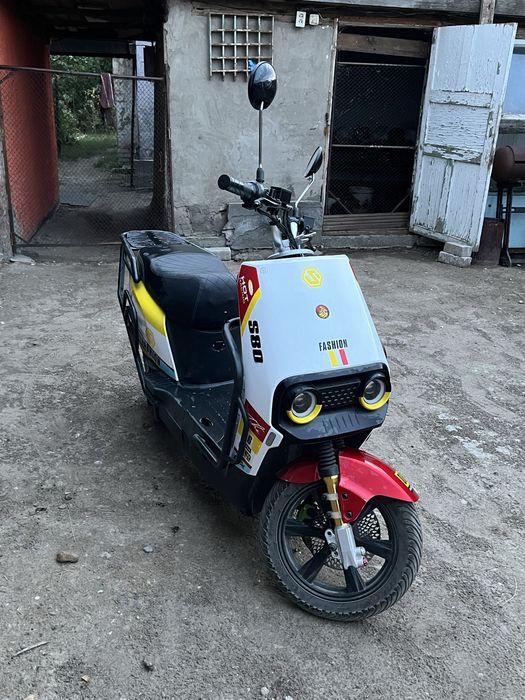 Продам электроскутер