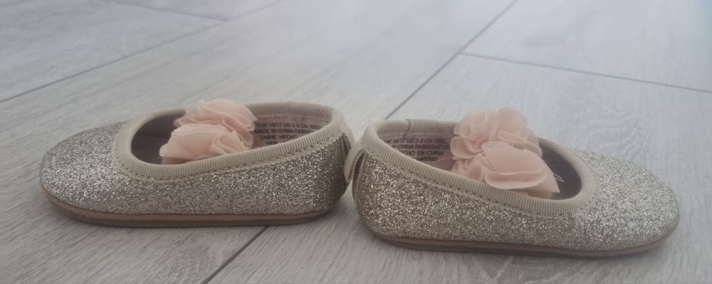 Balerini H&M masura 16-17 purtati o singura data