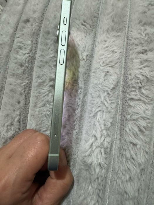 Iphone 15 creen 128gb