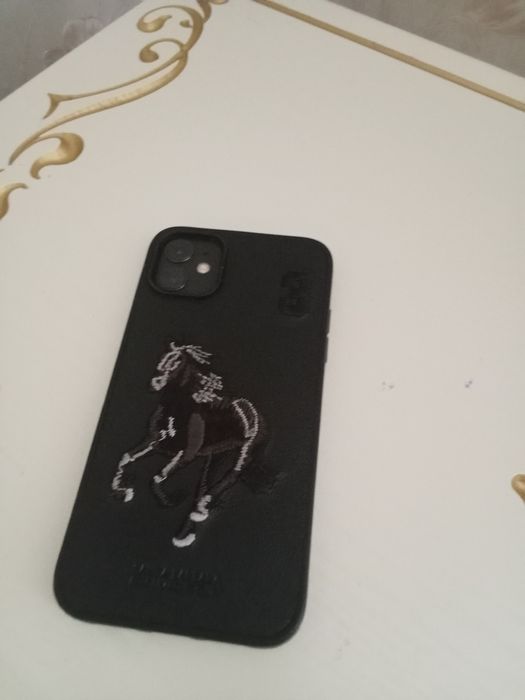 iPhone -11  черный. 64-g
