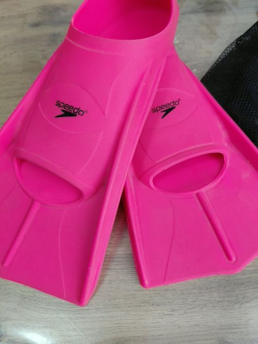 Ласты Speedo ,новые
