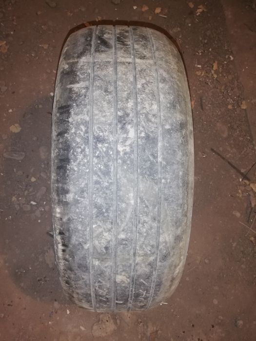 Шины   215 / 60   R 16