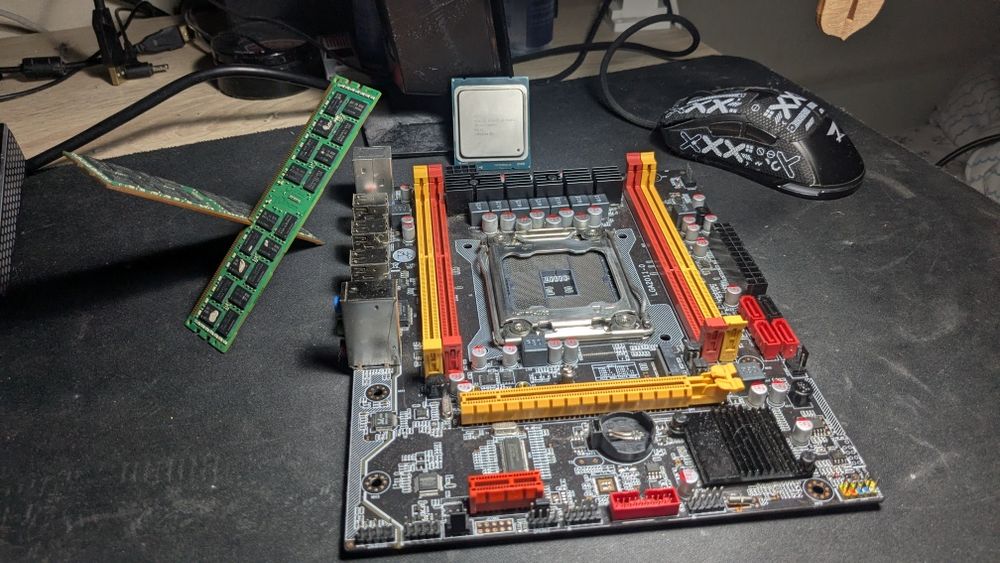 Сет с подарком на xeon x79