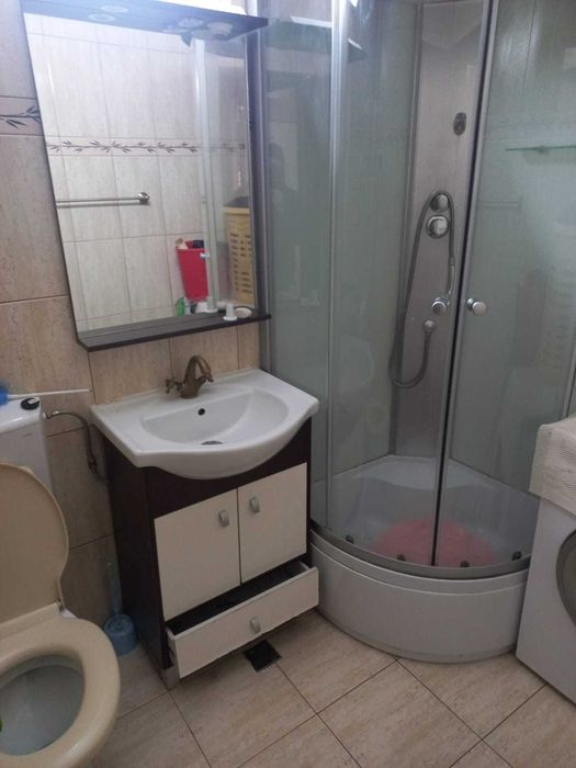 Inchiriez garsoniera cf 1, in zona centrala in Rm. Valcea