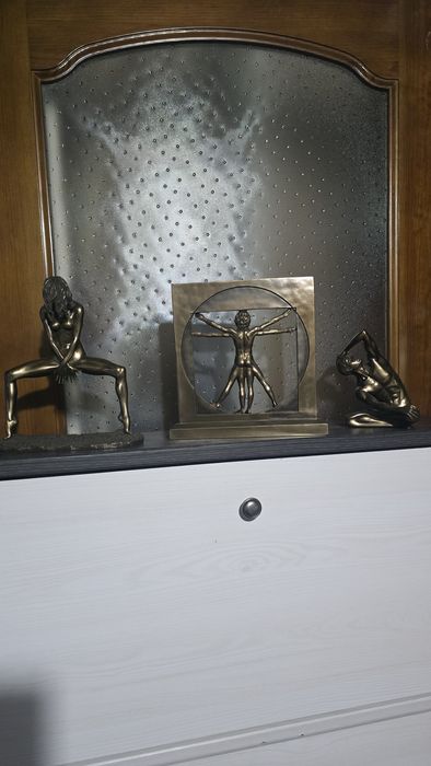 Продам статуетки для интерьера