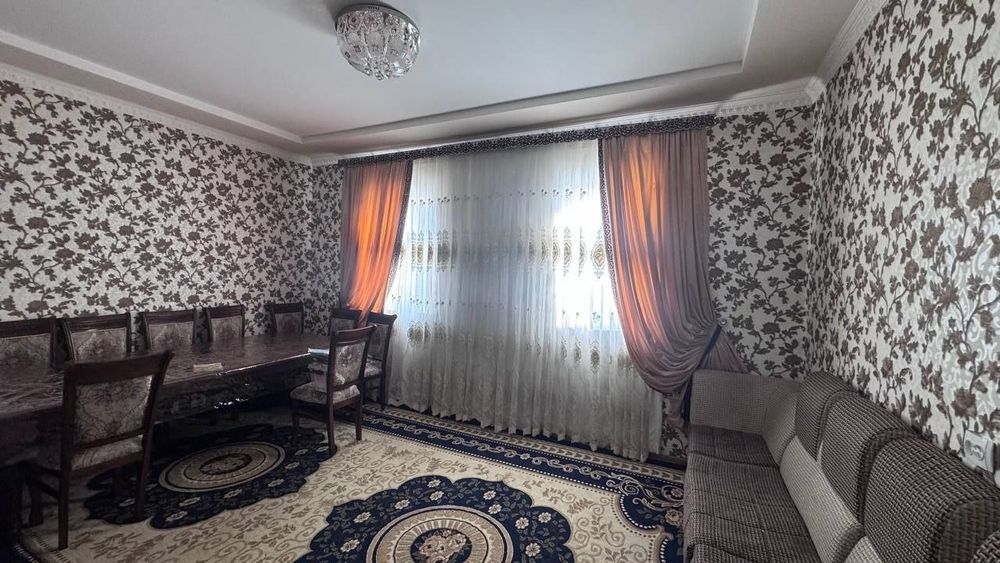 1,8 сотихда 3 хонали ховли сотилади!