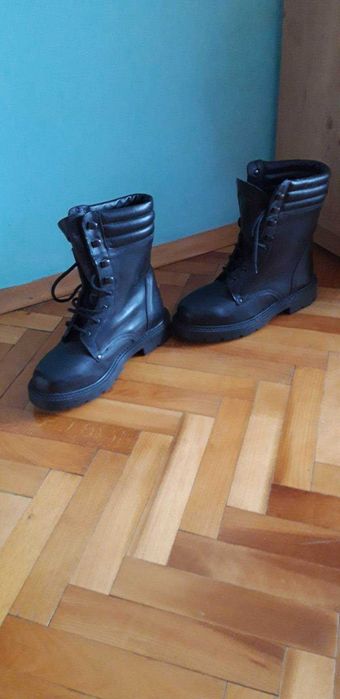 Военни обувки - кубинки