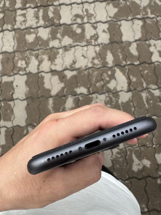 iphone 11,128 gb,