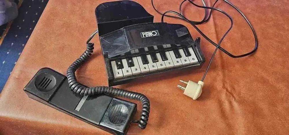 telefon pian cu taste colectie anul 1988