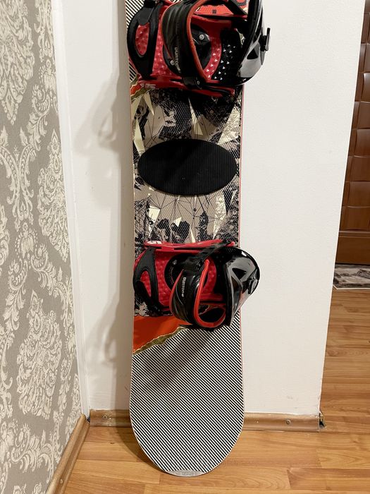 Placa snowboard 154 cm head  cu legaturi burton
