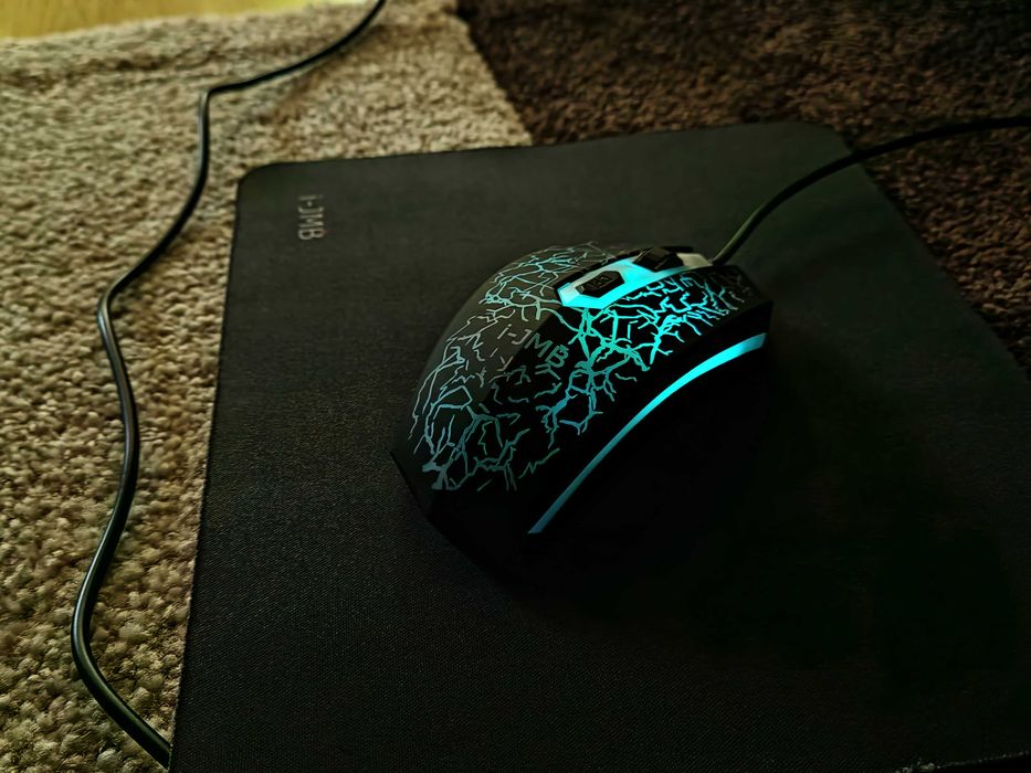 Set Gaming 4 în 1 i-JMB - Tastatura LED, Mouse, Mousepad + Căști .