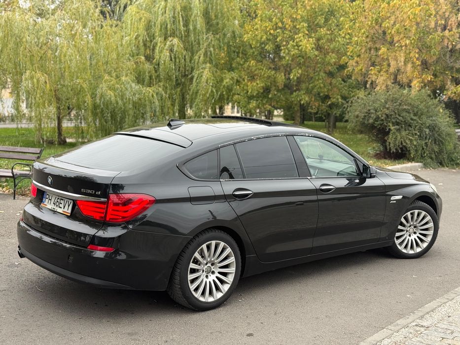 BMW Seria 5 2011 — imagine 5