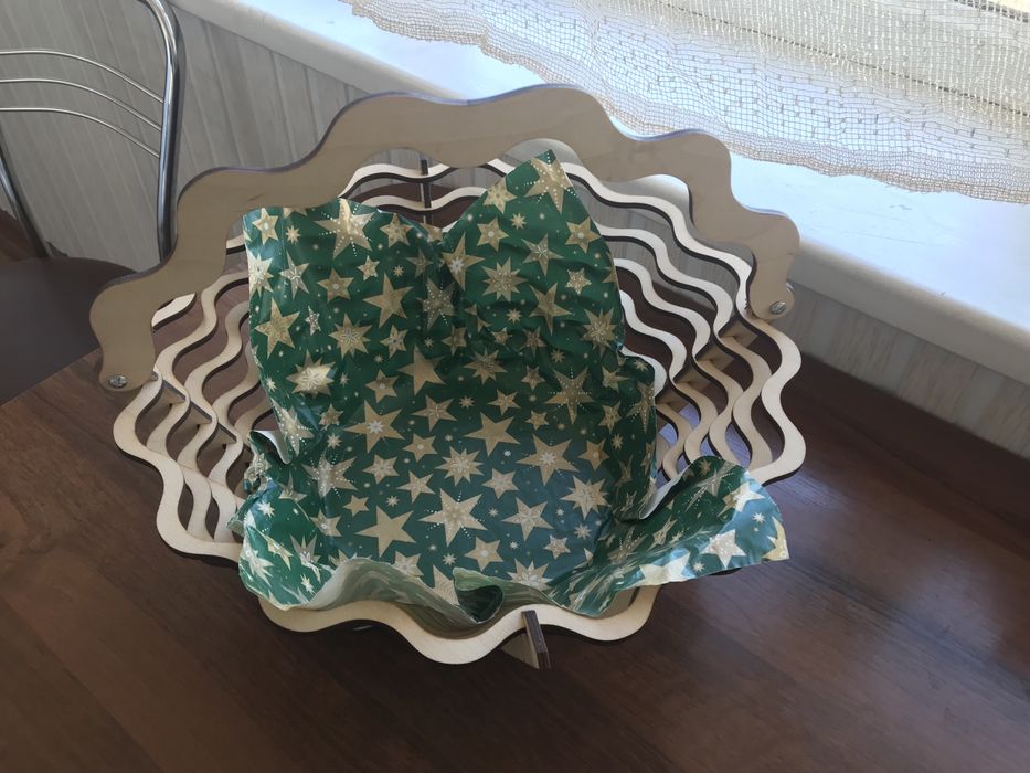 Корзина подарочная