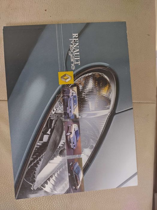 Инструкции за експлоатация на Renault Megan на италиански език