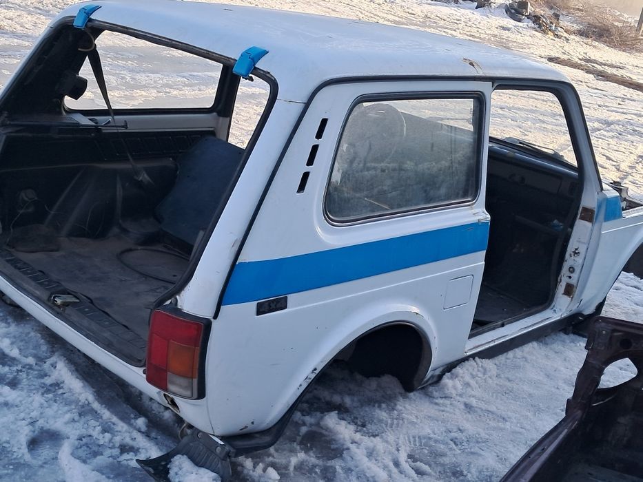 Нива на разбор 2008год