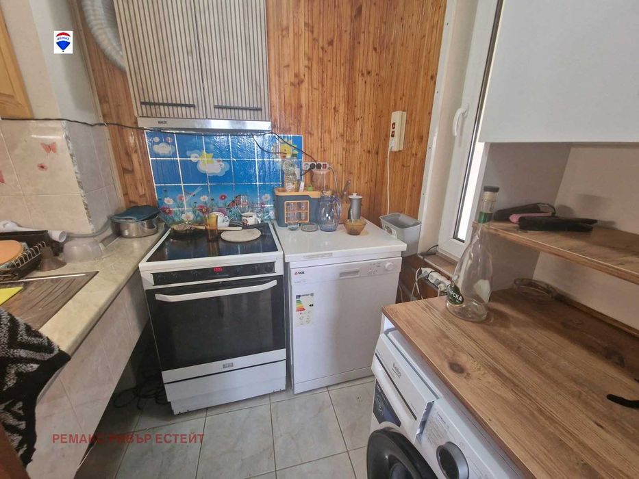 Селска къща за продажба в с. Красен, обл. Русе