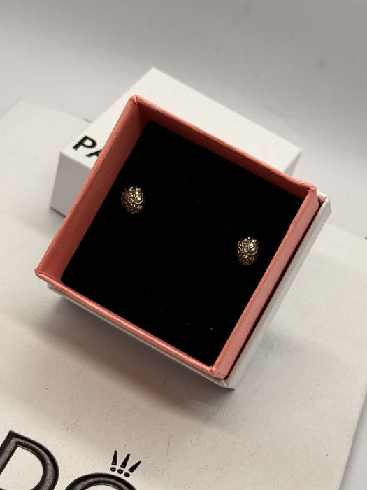 Пандора обеци Pandora