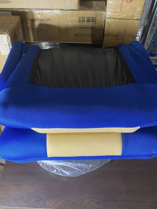 Въртящ се подов геймърски стол COSTWAY