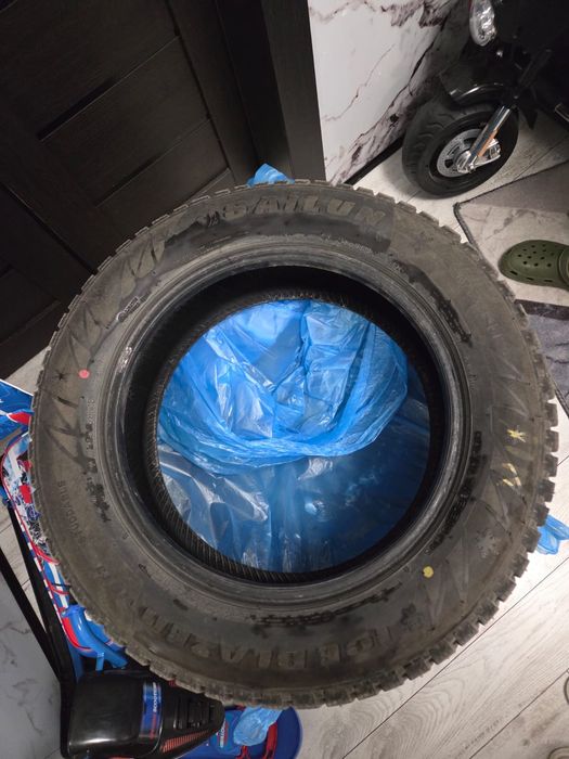 Шины 205/60R16 б/у