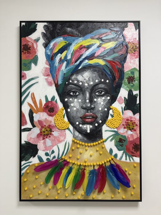 Стенна картина с женски облик