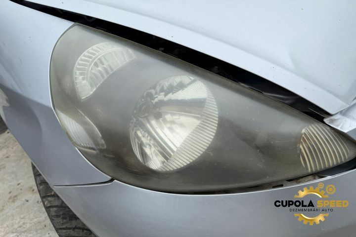 Far dreapta Honda Jazz 1 [2001 - 2004]