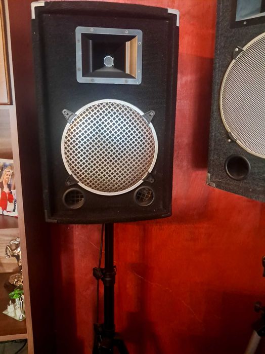 Sistem audio 6 boze + sistem fum gros, microfoane, plus accesorii