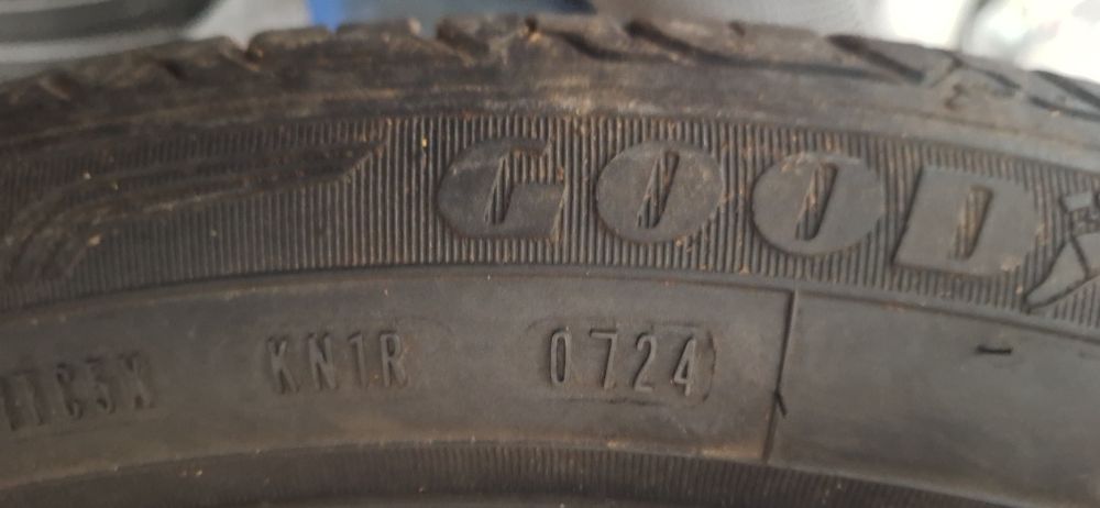 DOT 2024! 245 40 20 Goodyear efficientgrip