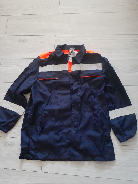 Продается летняя спец одежда.