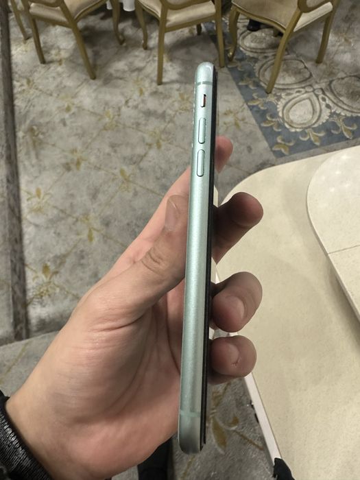 Iphone 11 64/91 karobka dokument yo