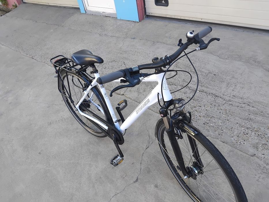 Vând bicicleta din aluminiu pentru bărbați