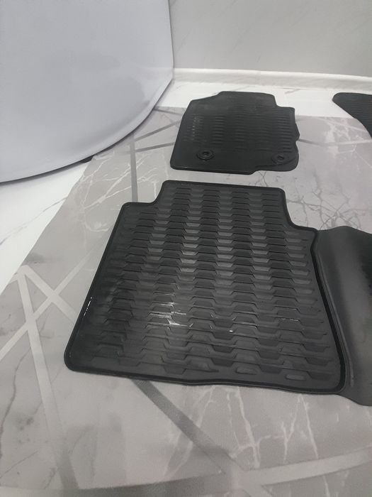 Полики на Хайлюкс