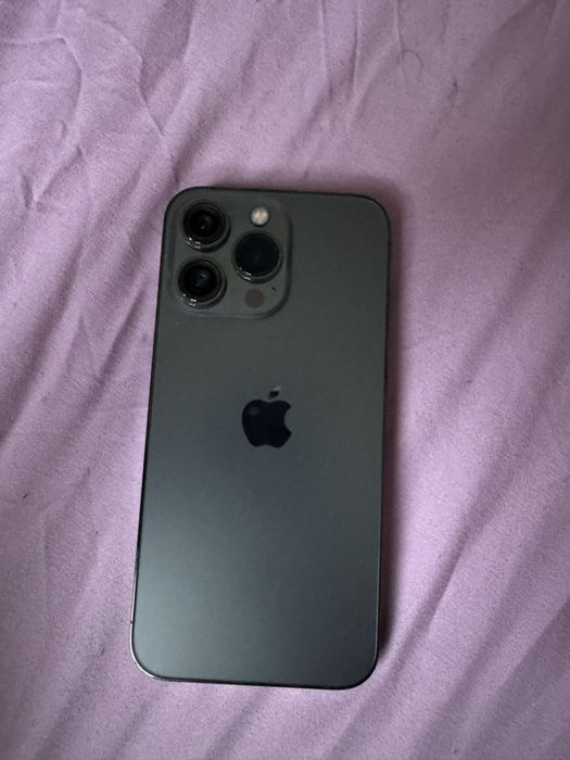 Vand iphone 13 pro si 12 pro