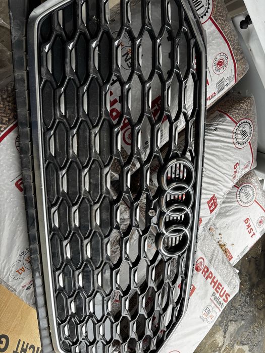 Предна решетка грил audi SQ5 OEM 80F853651