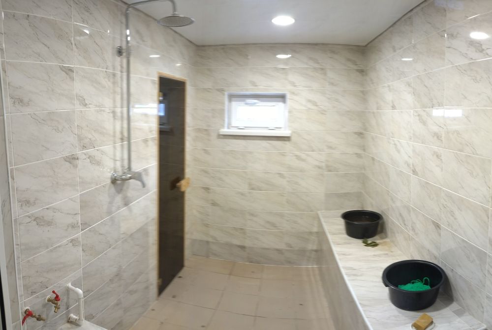 Баня в районе уневермага